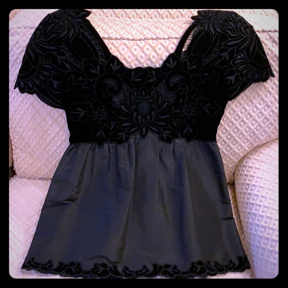 Vivienne Tam 4 black silk & velvet top STUNNING